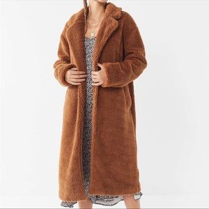 Urban Outfitters Cognac Brown Long Teddy Coat — XS